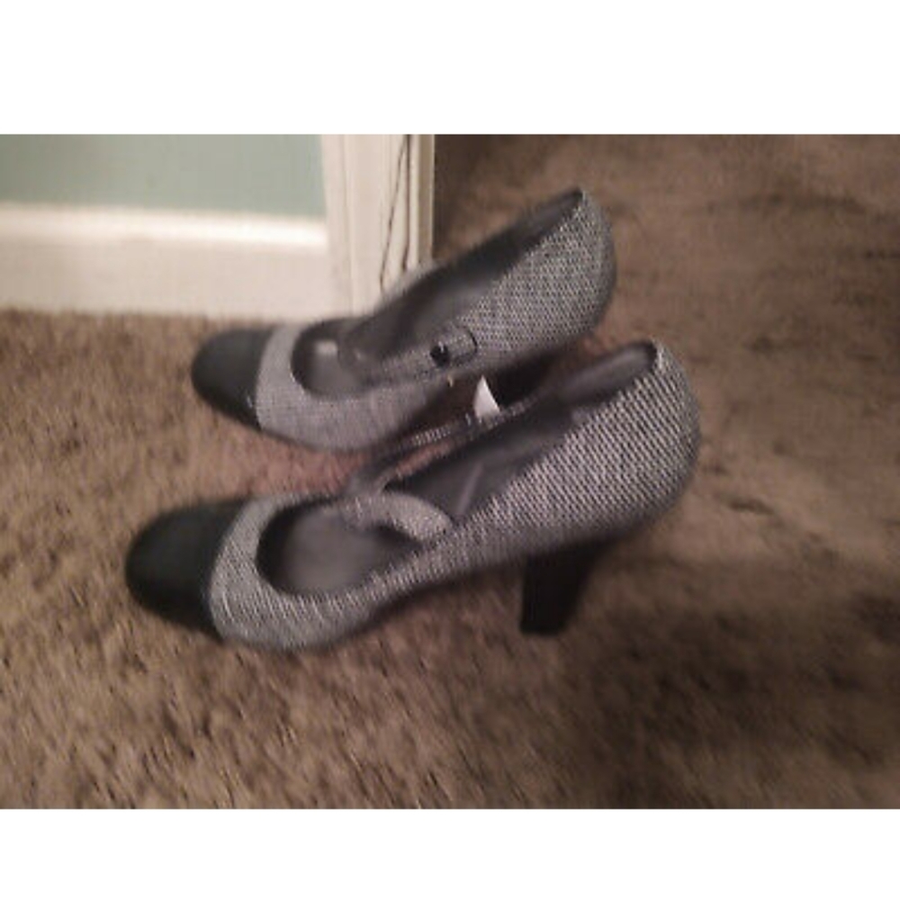 Womens shoe